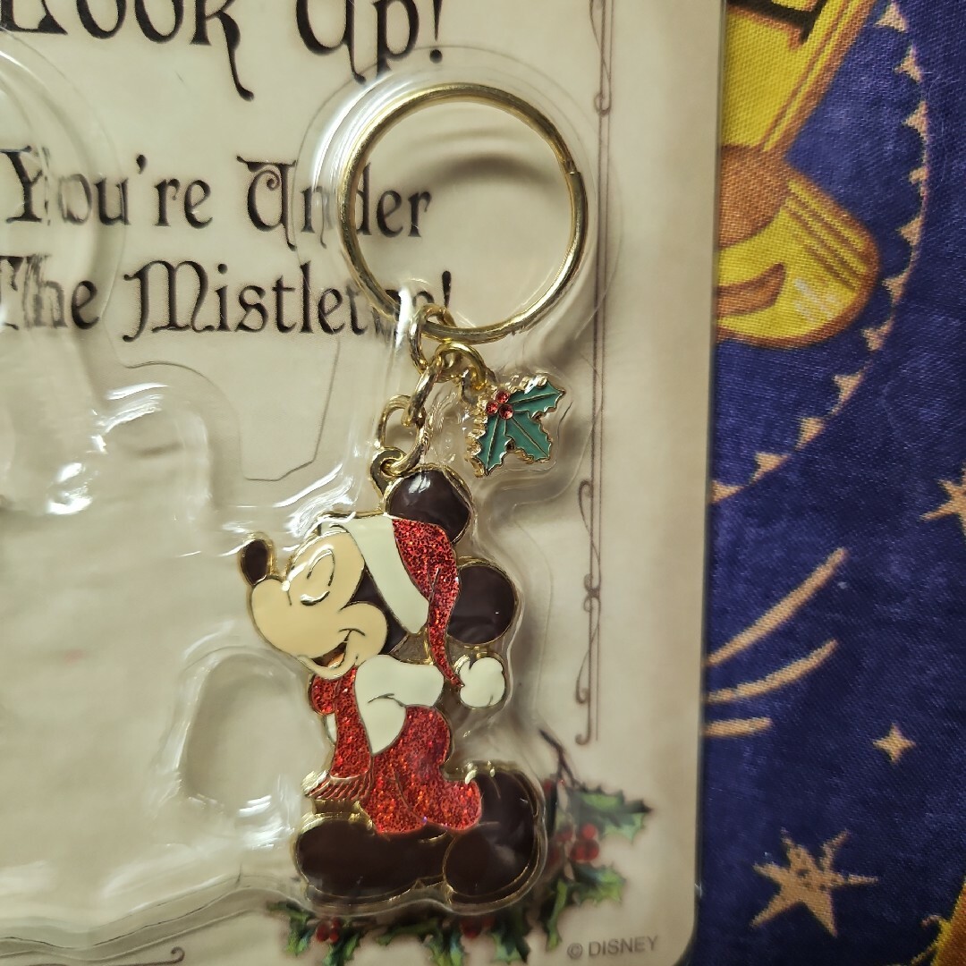 Disney(ディズニー)のミッキー　キーホルダー　クリスマス　ディズニー エンタメ/ホビーのアニメグッズ(キーホルダー)の商品写真