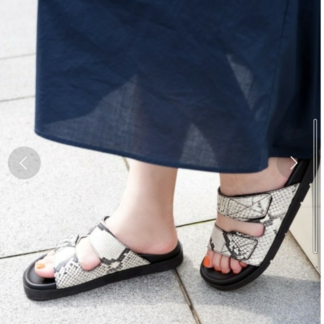 IENA(イエナ)の〈専用〉ベルクロフットベッドサンダル レディースの靴/シューズ(サンダル)の商品写真