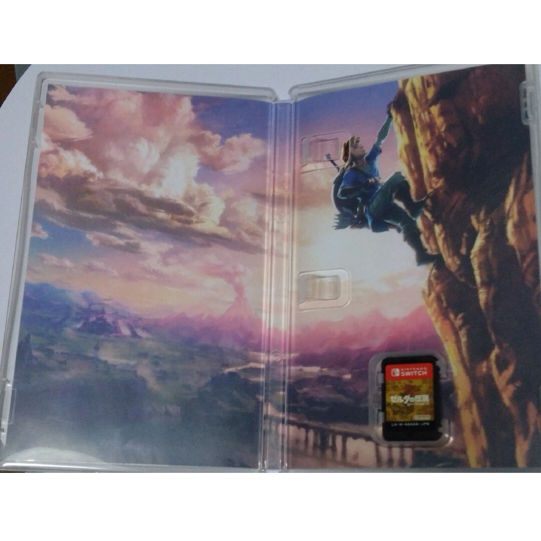 Nintendo Switch(ニンテンドースイッチ)のゼルダの伝説ブレスオブザワイルド　※ケースはセット用内箱 エンタメ/ホビーのゲームソフト/ゲーム機本体(家庭用ゲームソフト)の商品写真
