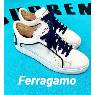 サルヴァトーレフェラガモ(Salvatore Ferragamo)の✨️人気色・極美品✨Ferragamoフェラガモ ガンチーニ スニーカー(スニーカー)