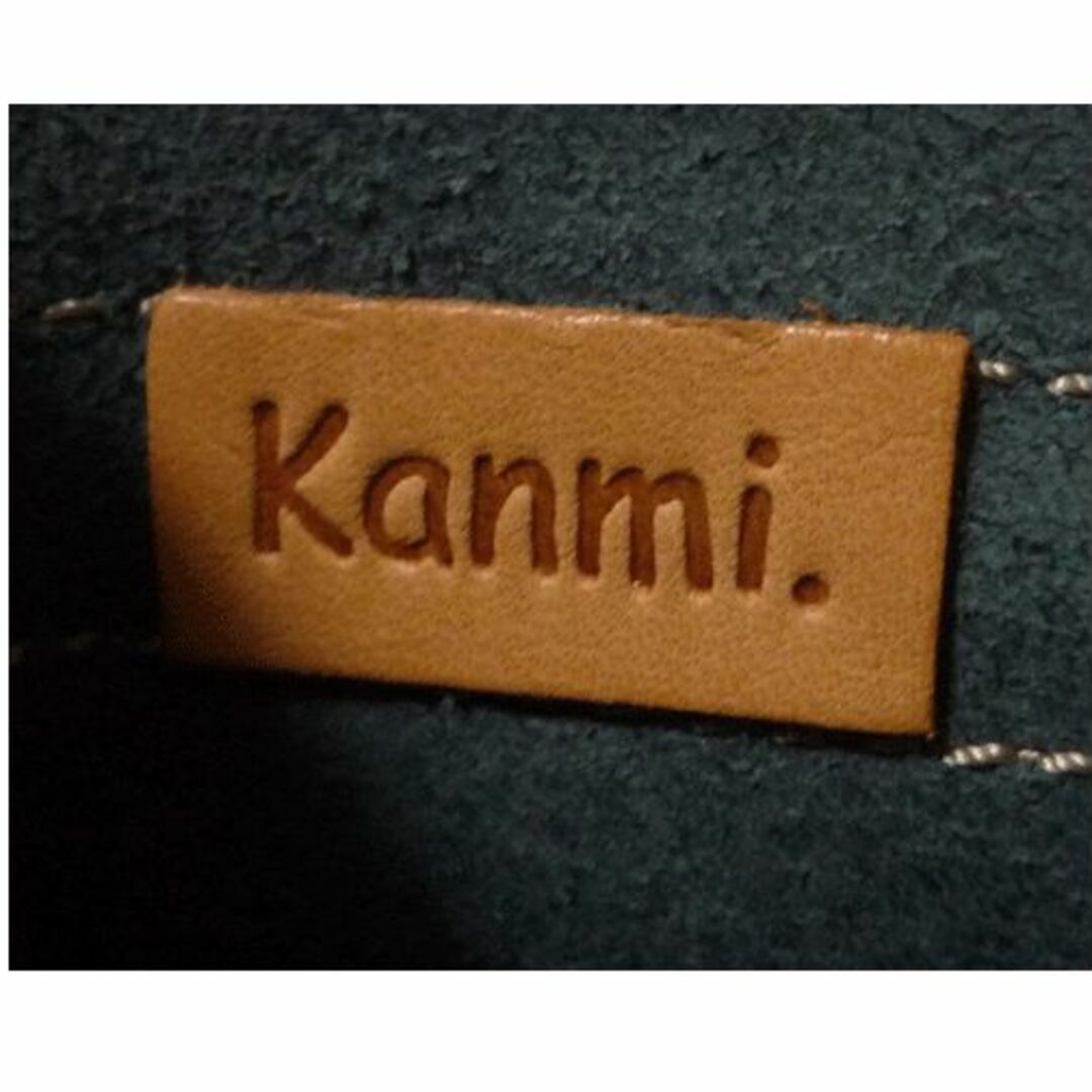 Kanmi.(カンミ)のカンミ　Kanmi.　レザー　グリーン系　緑系　斜め掛け　ショルダーバッグ レディースのバッグ(ショルダーバッグ)の商品写真