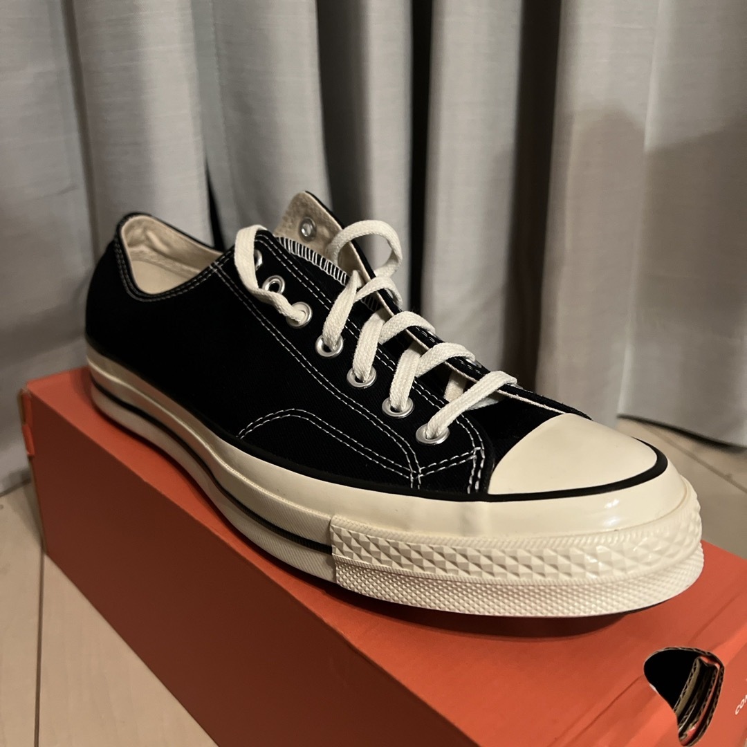 CONVERSE(コンバース)の未使用 CONVERSE コンバース CHUCK 70 OX 黒 UK10 メンズの靴/シューズ(スニーカー)の商品写真