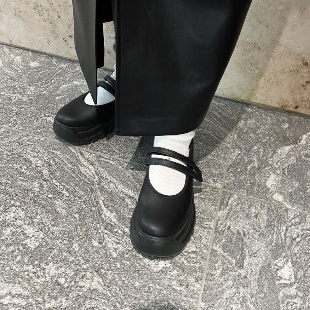 ZARA - 【ZARA】大人気⭐︎バレエフラットスニーカー 美品の通販 ZARA - 【ZARA】大人気⭐︎バレエフラットスニーカー 美品の通販