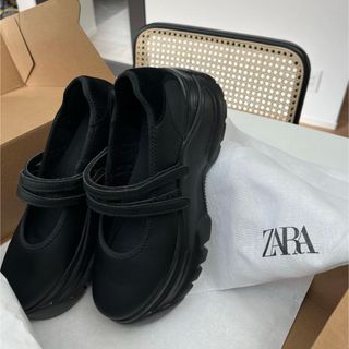 ザラ(ZARA)の【ZARA】大人気⭐︎バレエフラットスニーカー　美品(スニーカー)