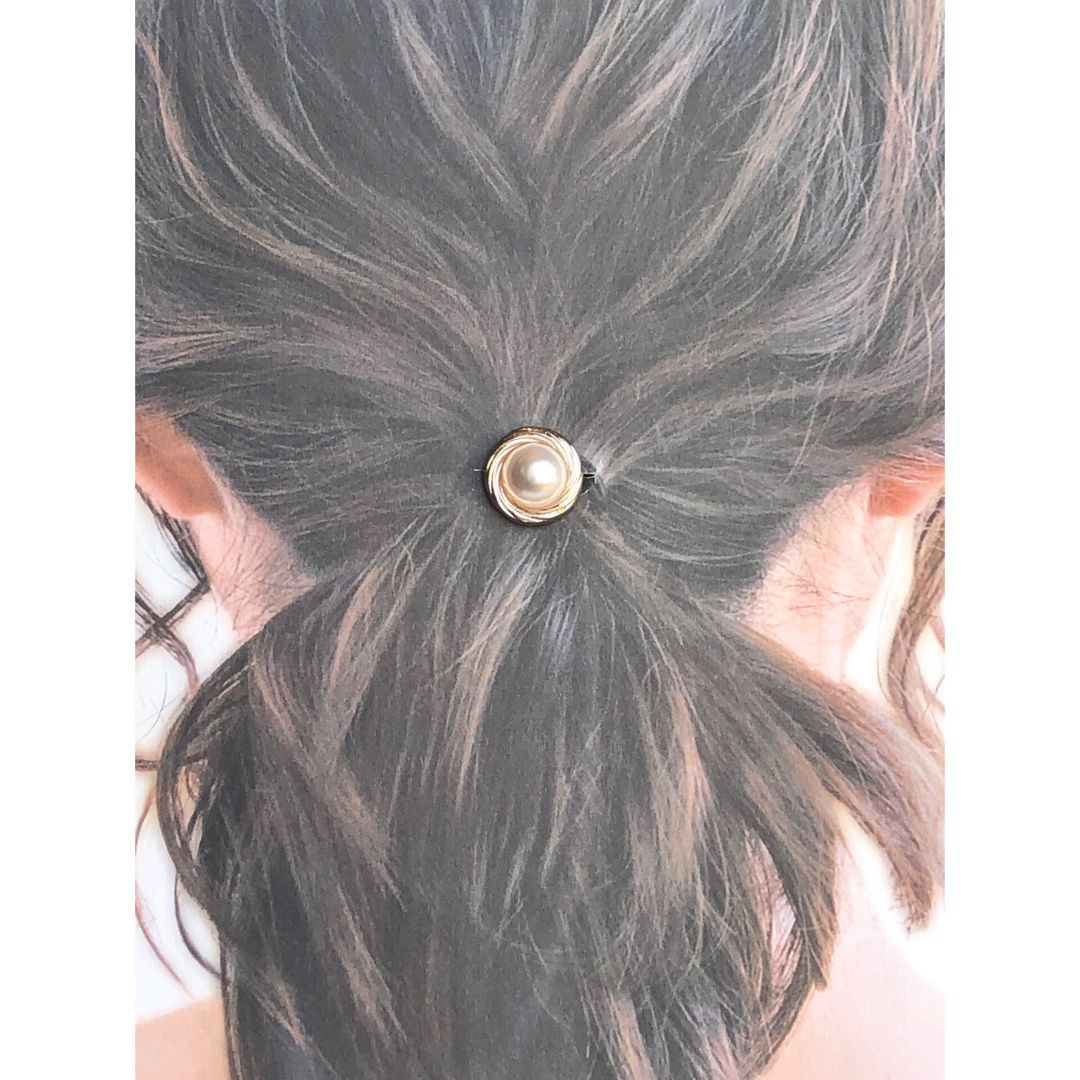 ビジューヘアゴム  4個セット ハンドメイドのアクセサリー(ヘアアクセサリー)の商品写真