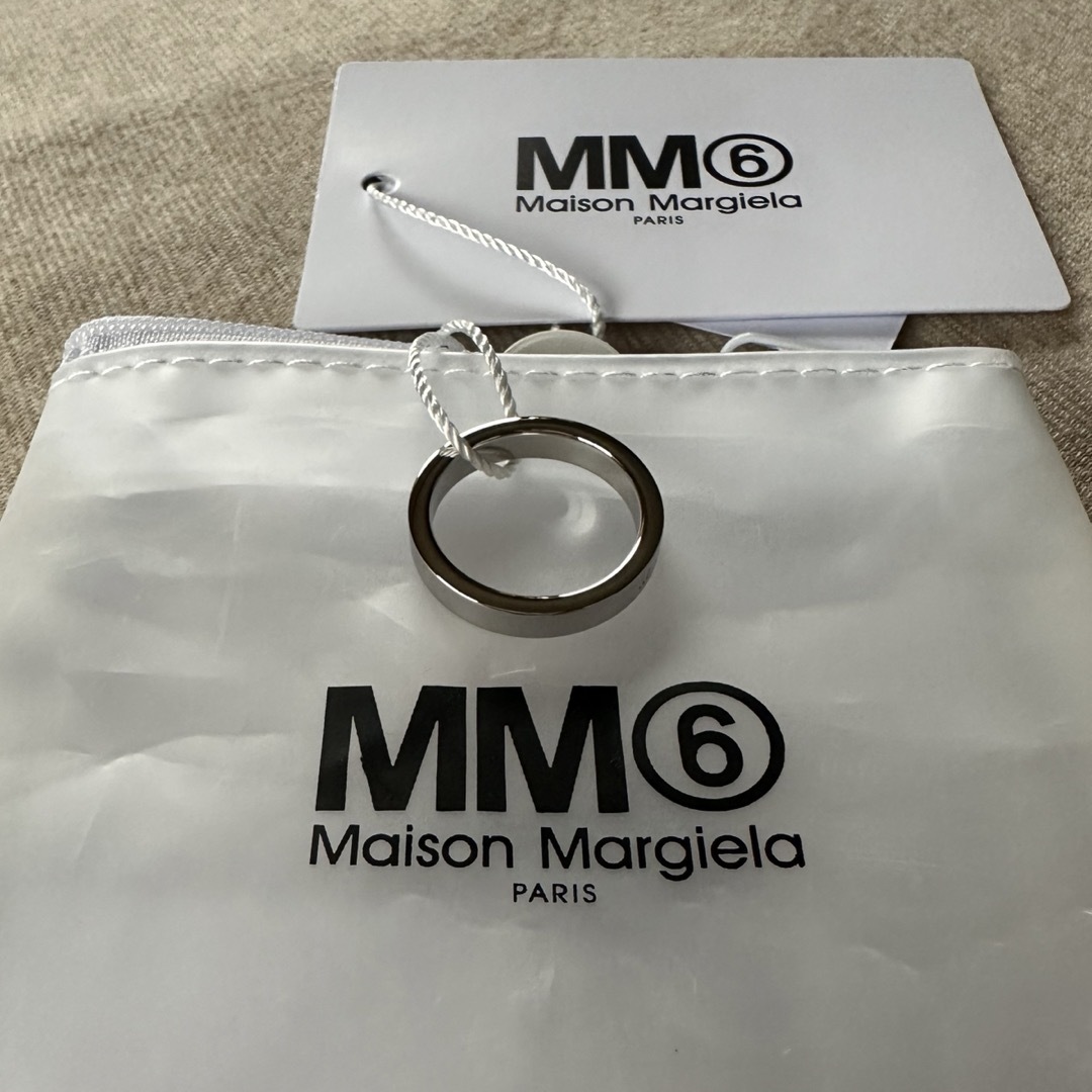 5新品 メゾン マルジェラ MM6 ブランドロゴ リング シルバー 22AW 発売