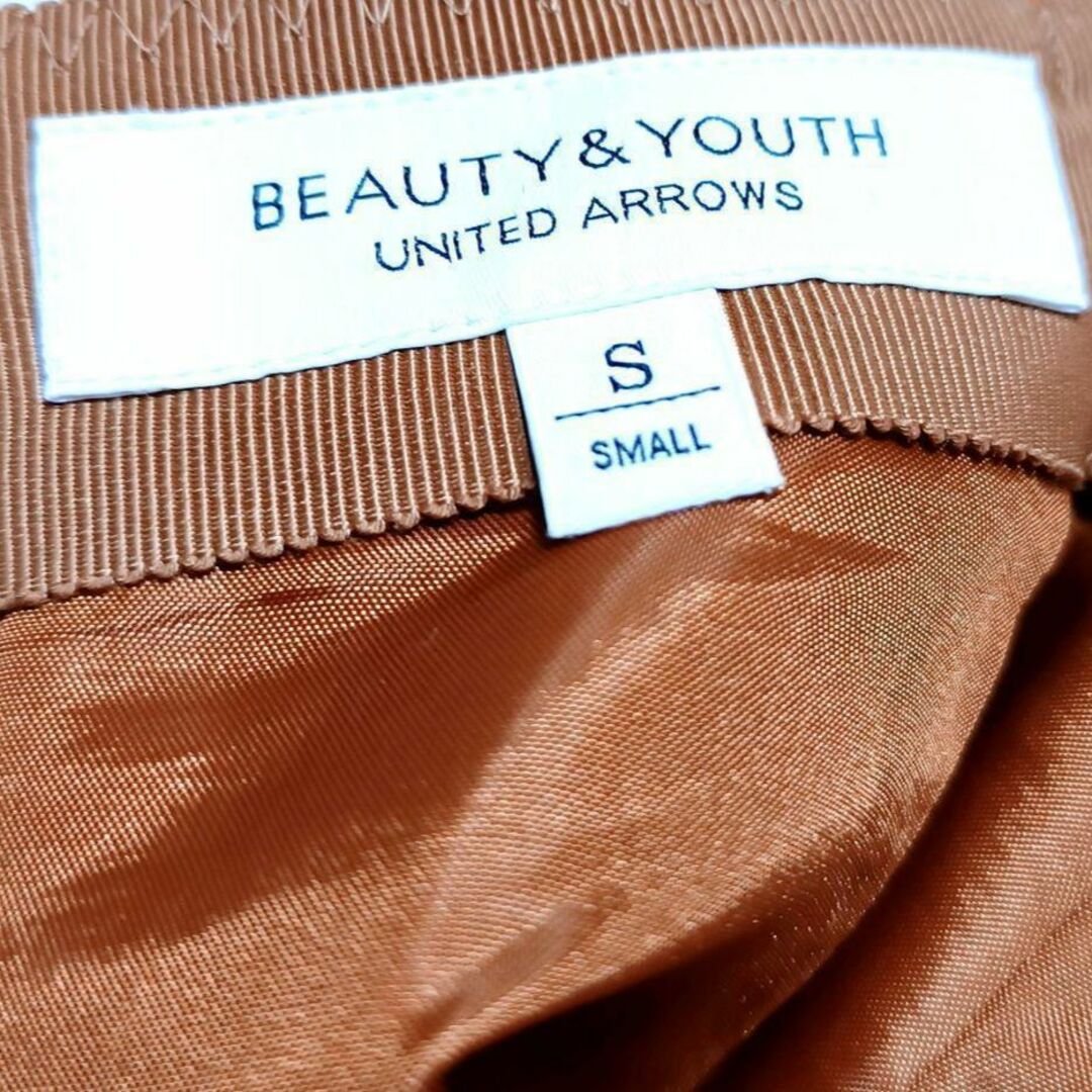 BEAUTY&YOUTH UNITED ARROWS(ビューティアンドユースユナイテッドアローズ)の美品　BEAUTY&YOUTH　ひざ丈フレアスカート　橙　ワンカラー　綺麗目　○ レディースのスカート(ひざ丈スカート)の商品写真