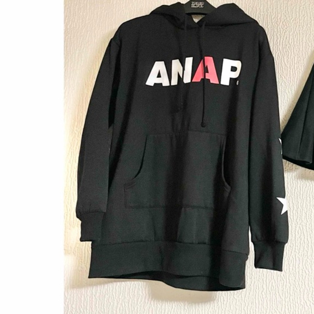 ANAP(アナップ)のANAP ブラックパーカー　ロゴ入り レディースのトップス(パーカー)の商品写真