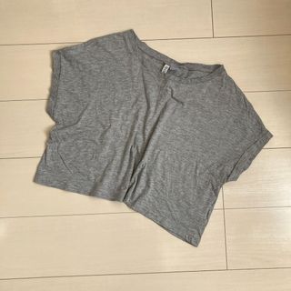 エイチアンドエム(H&M)のエイチアンドエム　トップス　Tシャツ　クロップドTシャツ　クロップド丈(Tシャツ(半袖/袖なし))