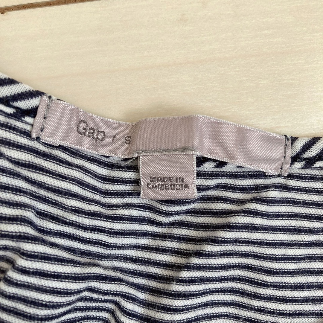 GAP(ギャップ)のギャップ　トップス　Tシャツ  ボーダー レディースのトップス(Tシャツ(半袖/袖なし))の商品写真