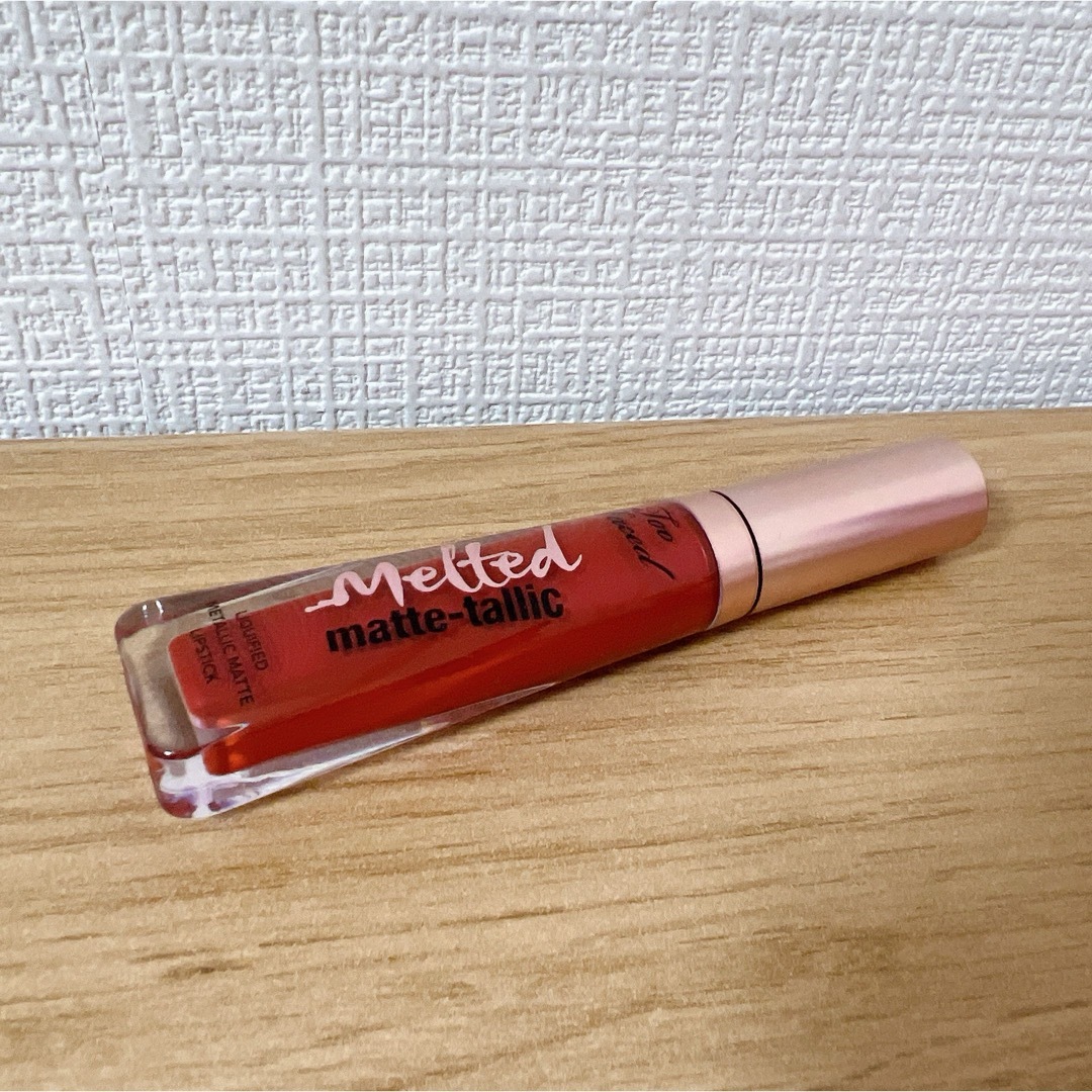 Too Faced(トゥフェイス)のtoo faced メルテッドマットタリック　リキッドリップスティック コスメ/美容のベースメイク/化粧品(口紅)の商品写真