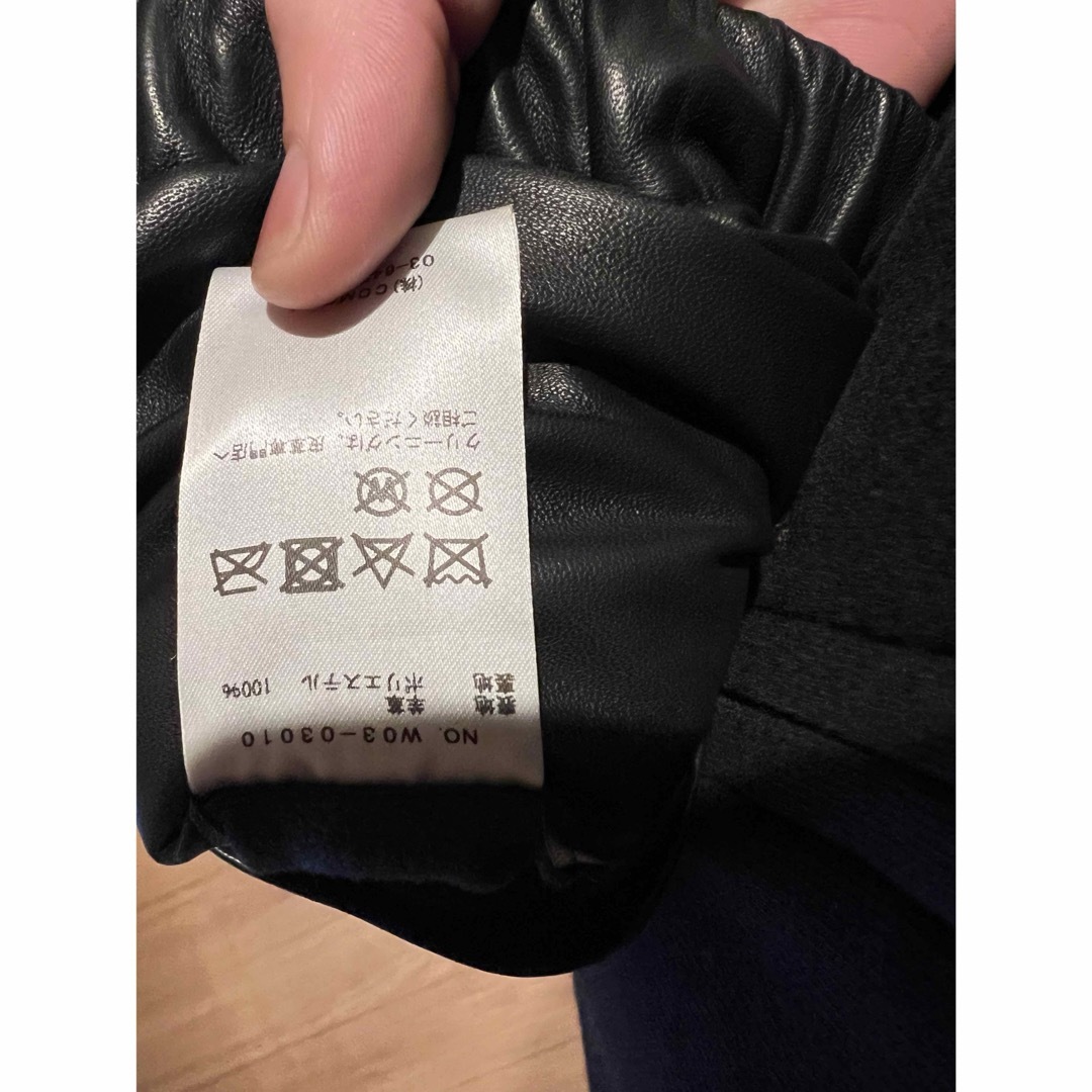 COMOLI(コモリ)のcomoli 22awシープスキントレーニングパンツ　ブラック 3 コモリ  メンズのパンツ(デニム/ジーンズ)の商品写真