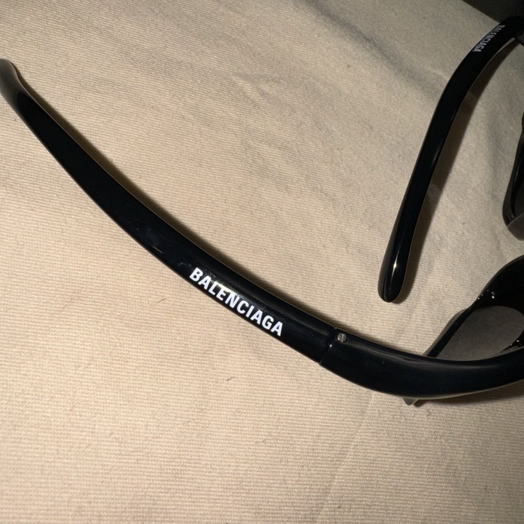 Balenciaga(バレンシアガ)のbalenciaga BAT RECTANGLE サングラス バレンシアガ メンズのファッション小物(サングラス/メガネ)の商品写真