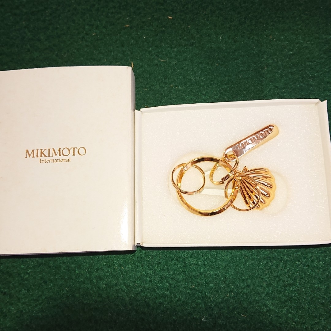 MIKIMOTO(ミキモト)のMIKIMOTO ミキモト の キーホルダー ✨ ゴールド色 レディースのファッション小物(キーホルダー)の商品写真