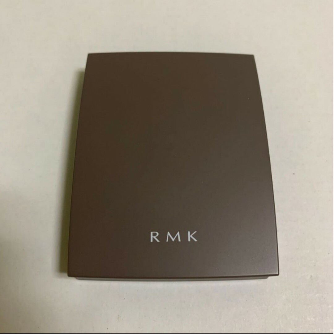 RMK(アールエムケー)のRMK オブスキュア　テンプテイション　アイシャドウパレット　02 アイシャドウ コスメ/美容のベースメイク/化粧品(アイシャドウ)の商品写真