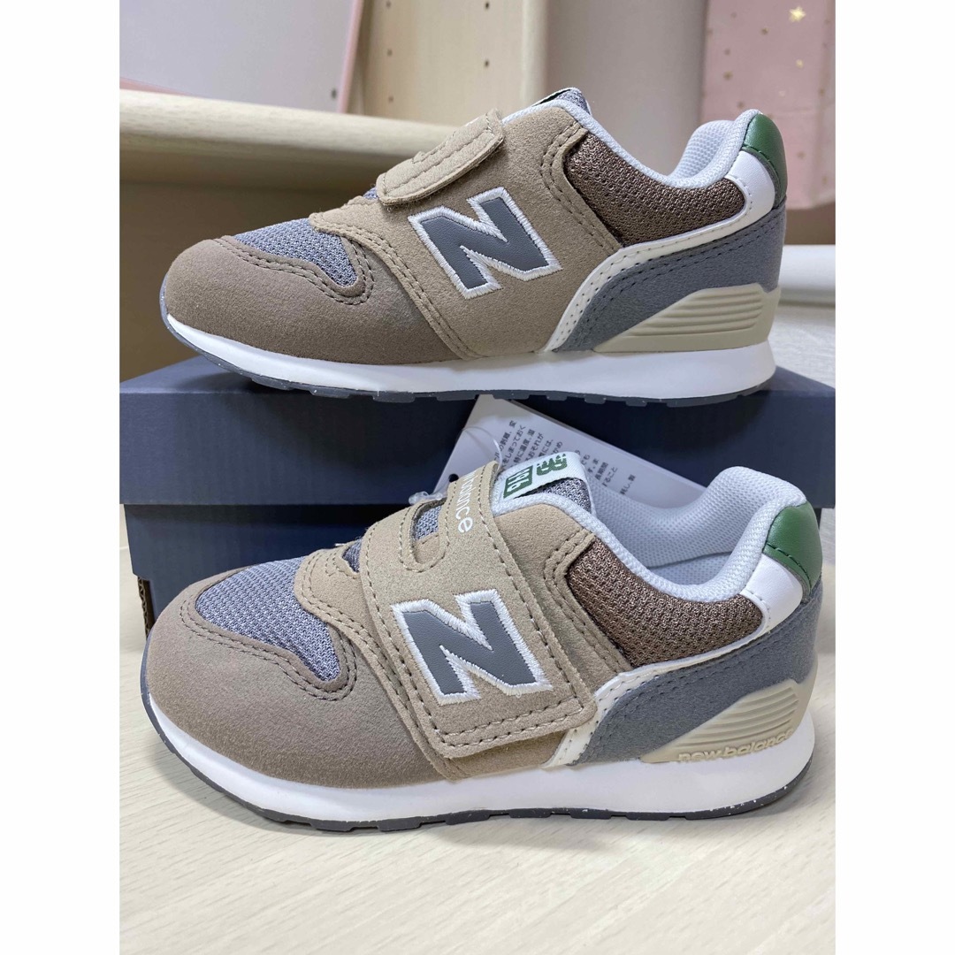 New Balance(ニューバランス)の新品未使用 16.5cm ニューバランス IZ996 MA3 キッズ/ベビー/マタニティのキッズ靴/シューズ(15cm~)(スニーカー)の商品写真