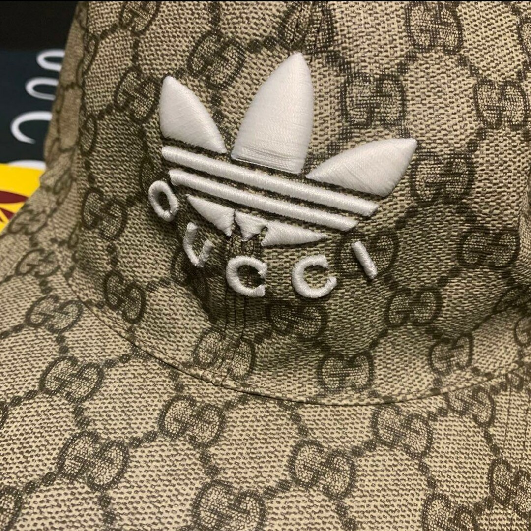 Gucci(グッチ)のadidas x Gucci double-sided baseball hat メンズの帽子(キャップ)の商品写真