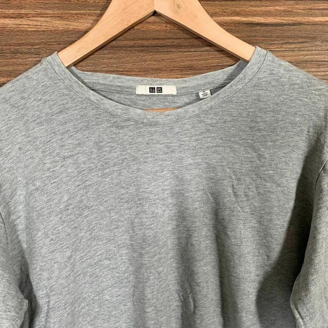 UNIQLO(ユニクロ)のユニクロ UNIQLO Tシャツ XLサイズ 長袖 灰色 グレー 無地 メンズ メンズのトップス(Tシャツ/カットソー(七分/長袖))の商品写真