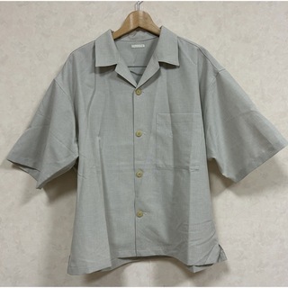 ジーユー(GU)の新品 GU ドライリラックスフィットオープンカラーシャツ(5分袖) グレー M(シャツ)