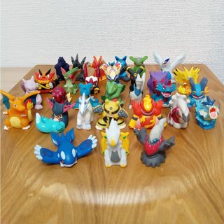 ポケモン(ポケモン)のポケモン　ポケモンキッズ　指人形　かっこいいタイプ　30体セット(キャラクターグッズ)