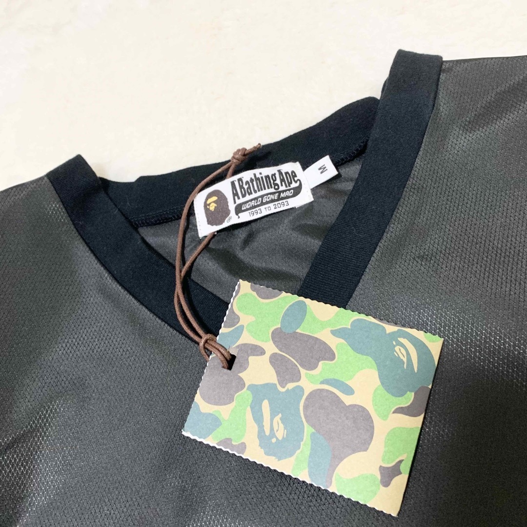 A BATHING APE(アベイシングエイプ)の希少 BAPE Side Zip Shark Windbreaker 黒 M メンズのトップス(その他)の商品写真