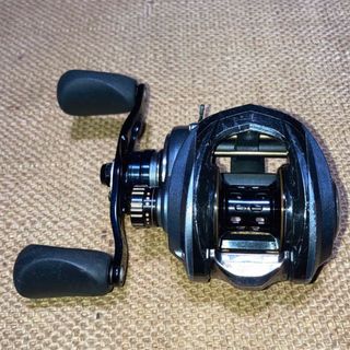 アブガルシア(AbuGarcia)のREVO LC6 アブガルシア(リール)