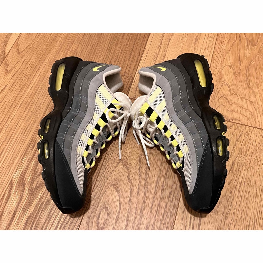 NIKE(ナイキ)の28cm Nike Air Max 95 OG Neon Yellow2020 メンズの靴/シューズ(スニーカー)の商品写真