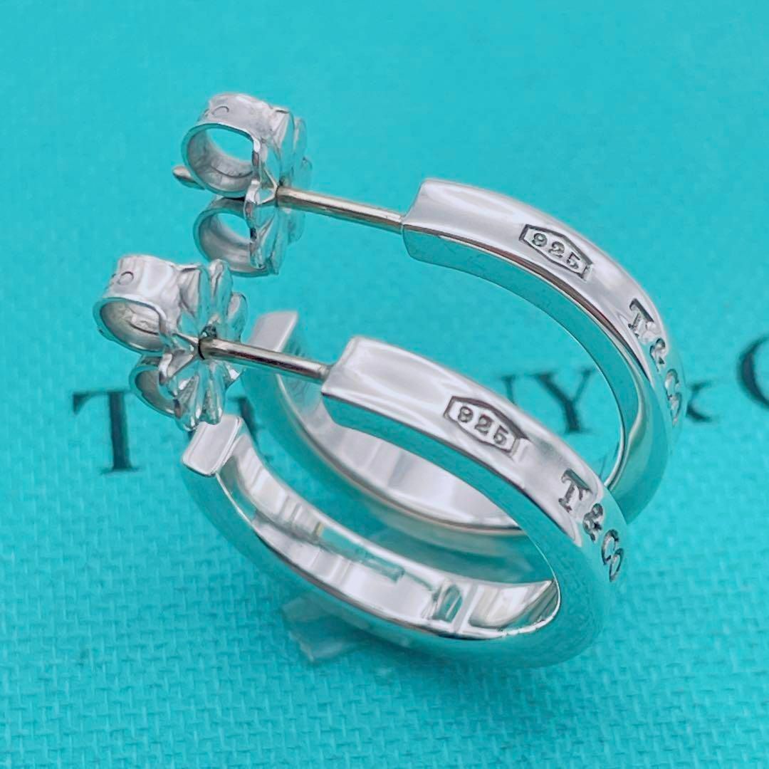 Tiffany & Co.(ティファニー)の【極美品】Tiffany & Co. ピアス　ナロー リング　シルバー925 レディースのアクセサリー(ピアス)の商品写真