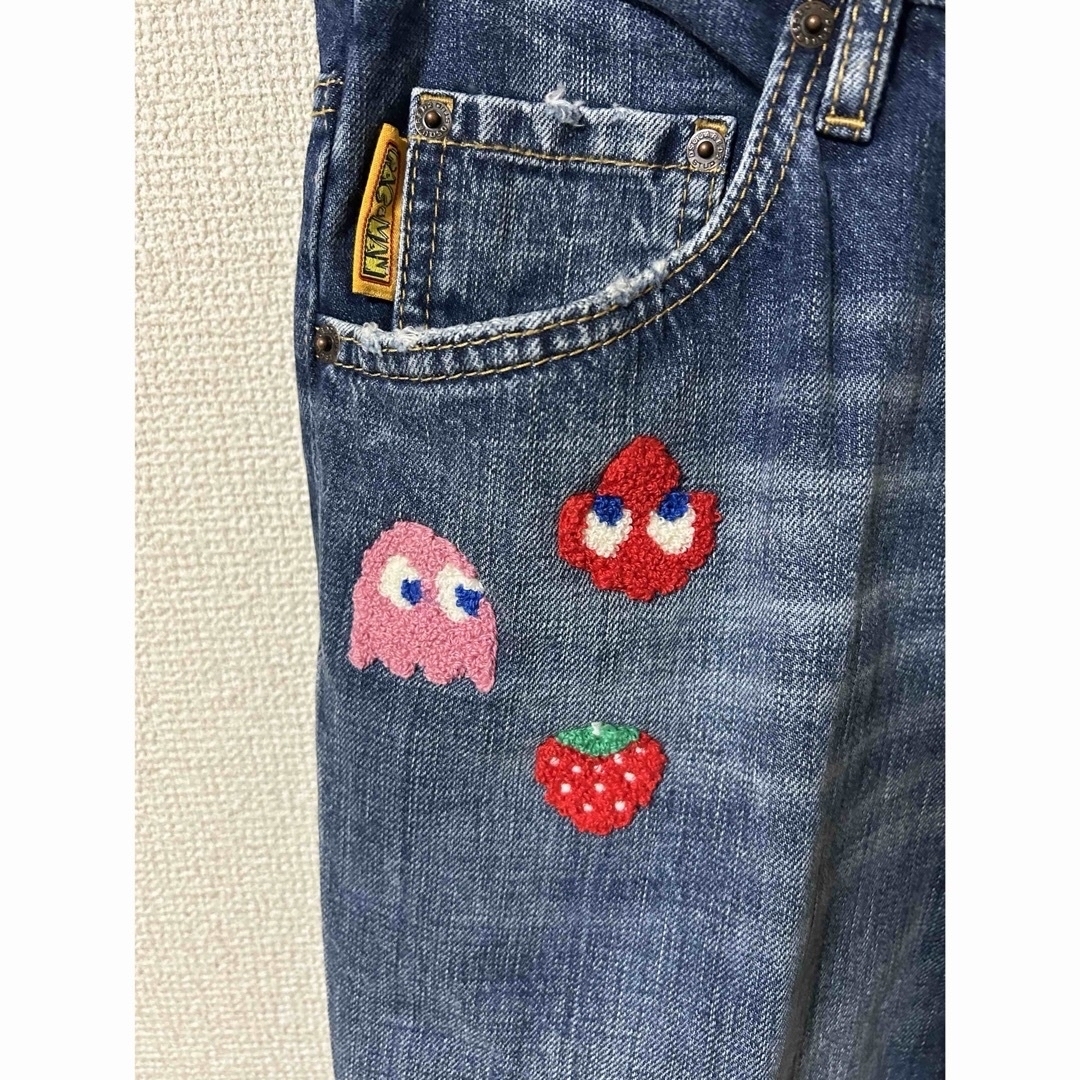 DSQUARED2(ディースクエアード)の新作！PAC-MAN MEDIUM WASH SKATER JEANS 48 メンズのパンツ(デニム/ジーンズ)の商品写真