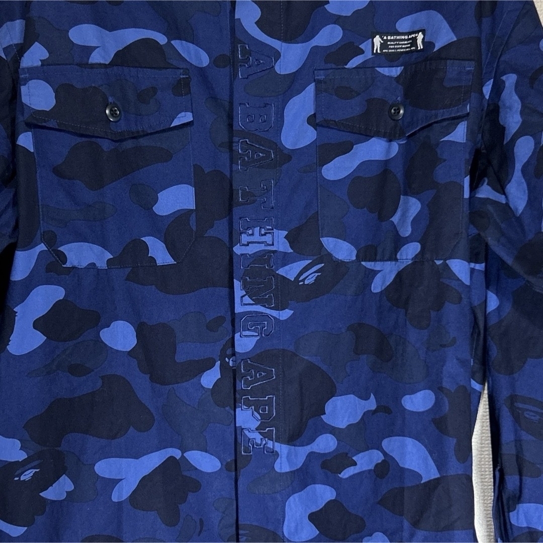 A BATHING APE(アベイシングエイプ)の『新品』アベイシングエイプ　長袖シャツ　M  迷彩　青 メンズのトップス(Tシャツ/カットソー(七分/長袖))の商品写真