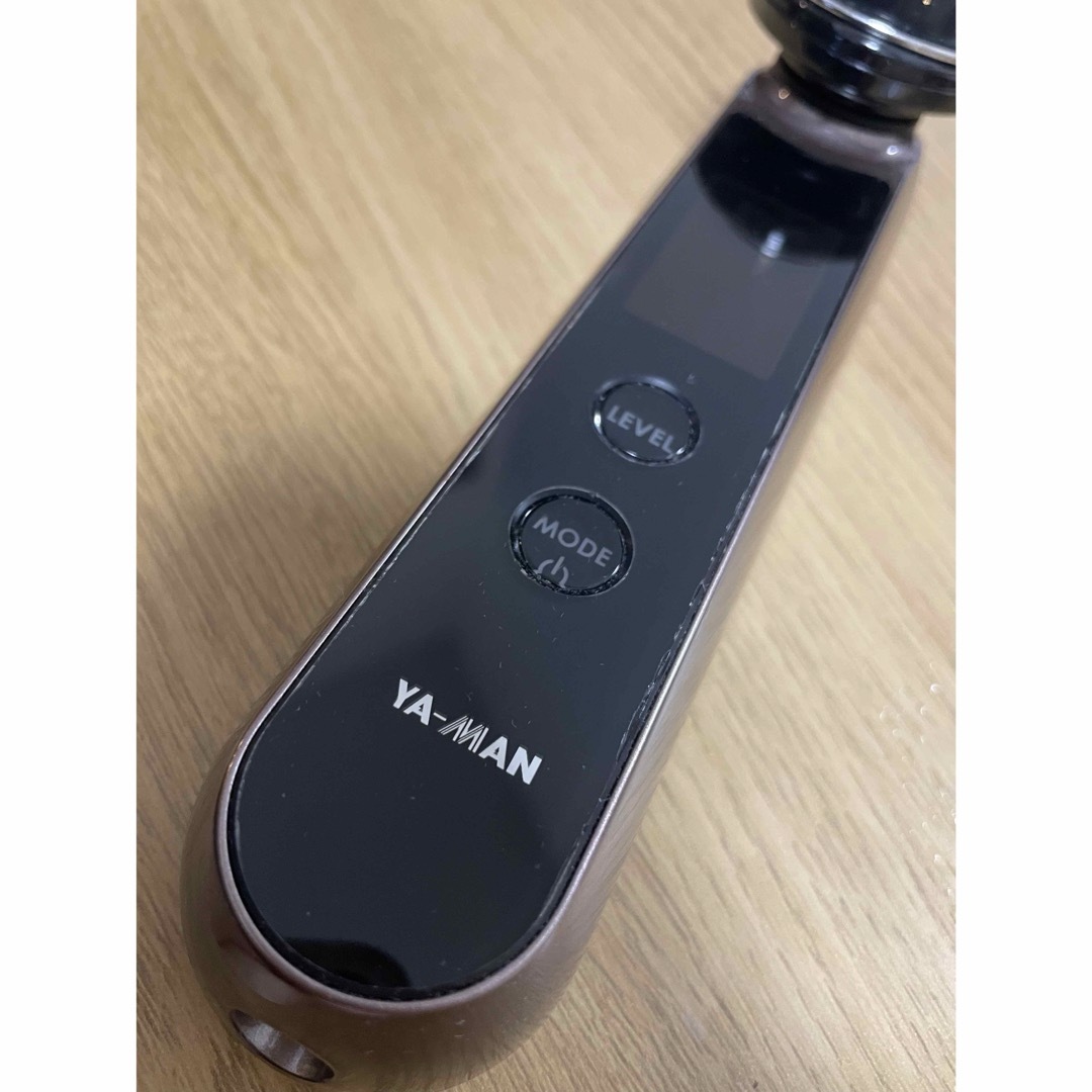 YA-MAN(ヤーマン)のYA-MAN 美顔器 ボーテ フォトPLUS  HRF-10T スマホ/家電/カメラの美容/健康(フェイスケア/美顔器)の商品写真