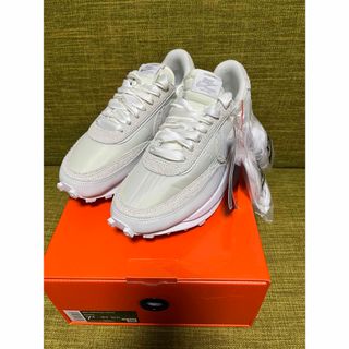 サカイ(sacai)のsacai × Nike LDV Waffle Triple White25.5(スニーカー)