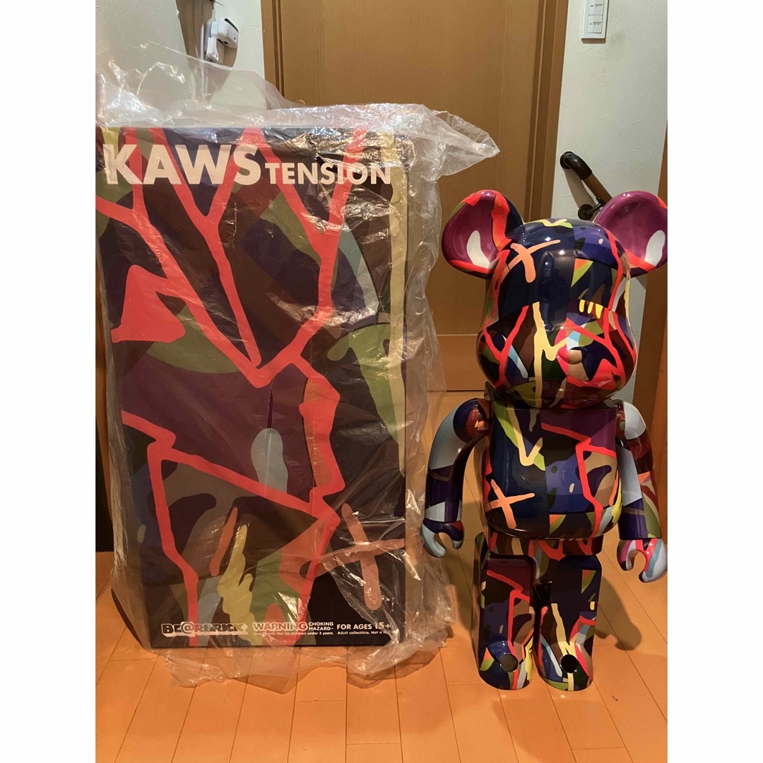 MEDICOM TOY(メディコムトイ)のMEDICOM TOY BE@RBRICK KAWS TENSION 1000% エンタメ/ホビーのフィギュア(その他)の商品写真