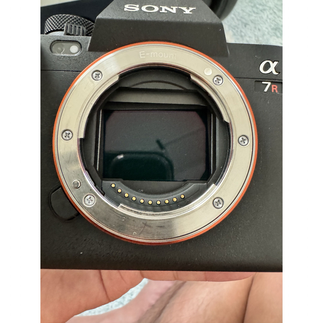 SONY α7RV ボディ ILCE-7RM5 美品 スマホ/家電/カメラのカメラ(ミラーレス一眼)の商品写真