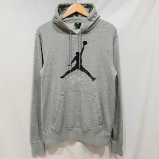 ジョーダン(Jordan Brand（NIKE）)のNIKE　ナイキ　ジョーダン　プルオーバーパーカー　グレー　フライトロゴ(パーカー)