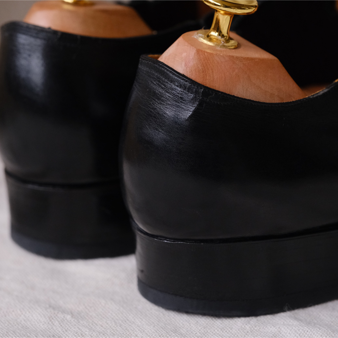 超希少SPIGOLAスピーゴラ サイドエラスティックレイジーマン 黒27cm メンズの靴/シューズ(ドレス/ビジネス)の商品写真