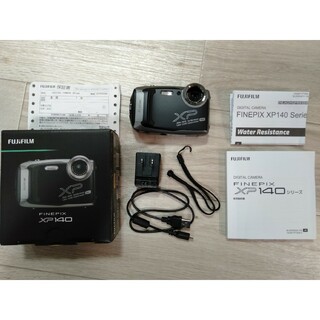 フジフイルム(富士フイルム)の富士フイルム デジタルカメラ FinePix XP140DS ダークシルバー(…(コンパクトデジタルカメラ)