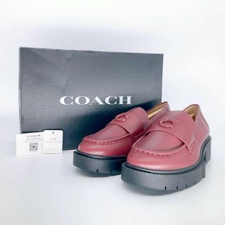 コーチ(COACH)の✨未使用✨COACH コーチ　リア ローファー　靴　ボルドー　24cm(ローファー/革靴)