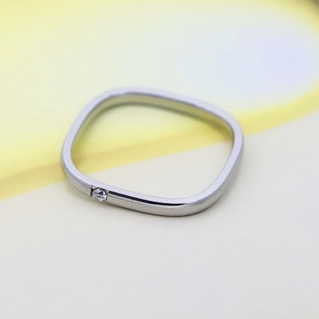 ワンストーン 角型リング ステンレスリング ステンレス指輪 ピンキーリング レディースのアクセサリー(リング(指輪))の商品写真