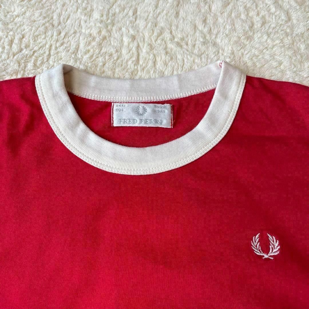 FRED PERRY(フレッドペリー)の希少 FRED PERRY リンガーTシャツ ワンポイント刺繍 赤 レディースのトップス(Tシャツ(半袖/袖なし))の商品写真