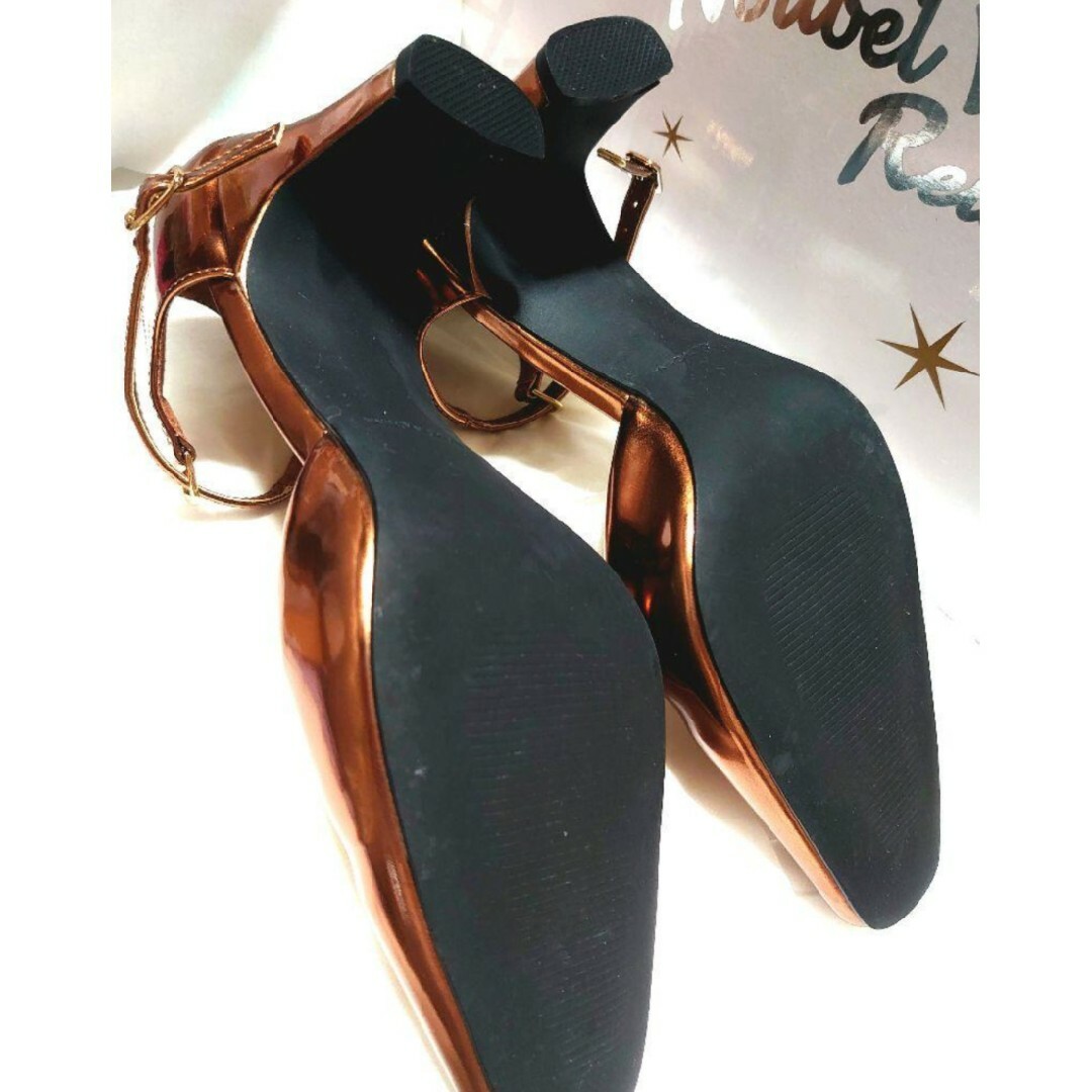SNIDEL(スナイデル)のスナイデル　ストラップパンプス　ブロンズ　Lサイズ レディースの靴/シューズ(ハイヒール/パンプス)の商品写真