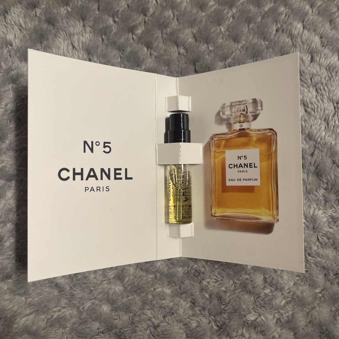 CHANEL(シャネル)のCHANEL No5 オードゥパルファム ミニサイズ サンプル コスメ/美容のキット/セット(サンプル/トライアルキット)の商品写真