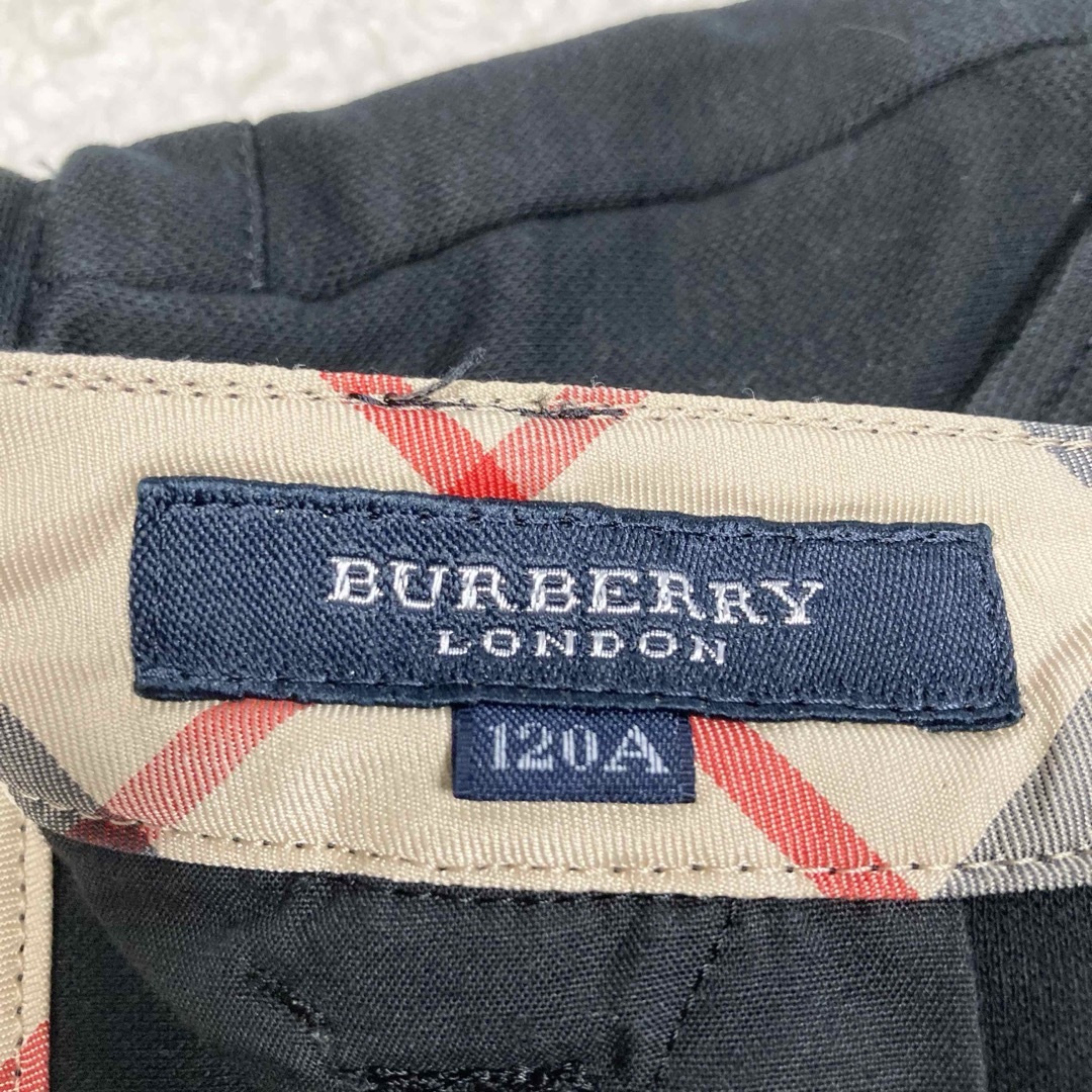 BURBERRY(バーバリー)のバーバリー　スーツセット　フォーマル　ノバチェック　ブラック　120 キッズ/ベビー/マタニティのキッズ服男の子用(90cm~)(ドレス/フォーマル)の商品写真