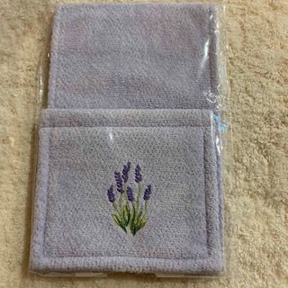 新品　ペーパーホルダーカバー　花柄　刺繍　パープル(トイレマット)