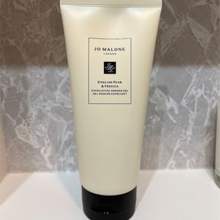 ジョーマローン(Jo Malone)のジョーマローン　イングリッシュペアーアンドフリージア　シャワージェル(ボディソープ/石鹸)