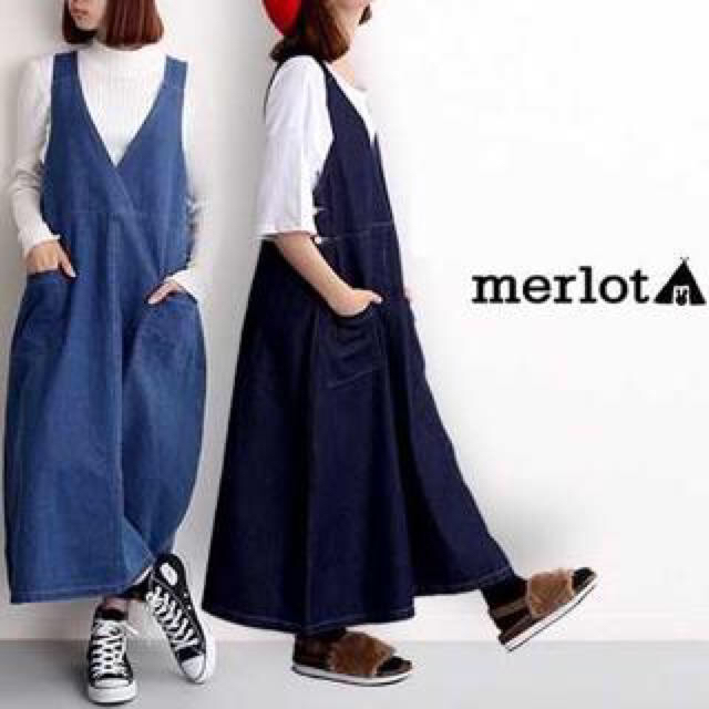 merlot(メルロー)のメルロー デニムワンピース ブルー レディースのワンピース(ロングワンピース/マキシワンピース)の商品写真