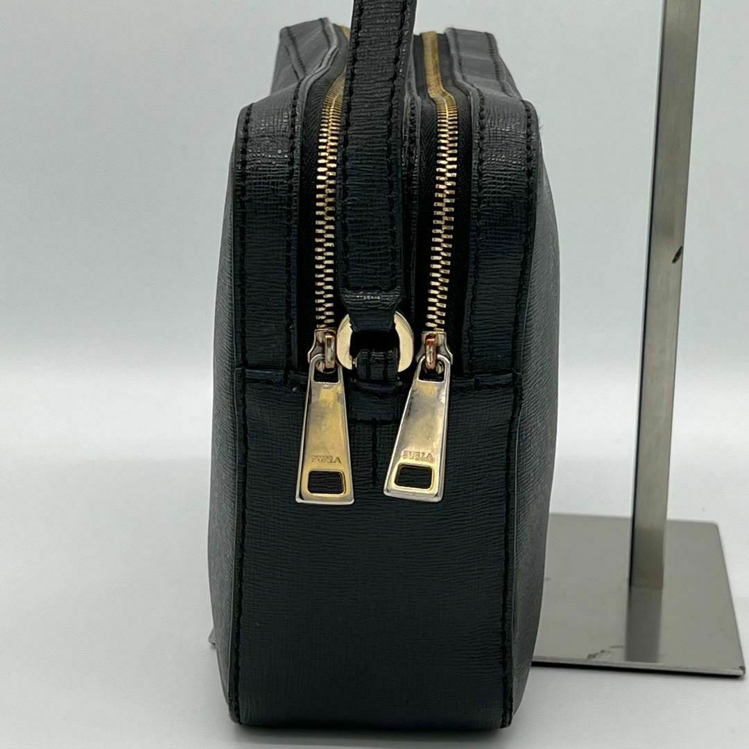 Furla(フルラ)の✨️美品✨️FURLA Lili カメラバッグ ショルダーバッグ ブラック レディースのバッグ(ショルダーバッグ)の商品写真