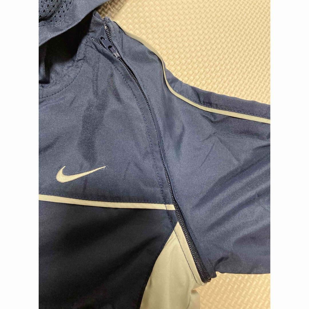 NIKE(ナイキ)の【NIKE】シャカシャカパーカー90cm 美品です◎これからの季節に♪ キッズ/ベビー/マタニティのキッズ服男の子用(90cm~)(ジャケット/上着)の商品写真