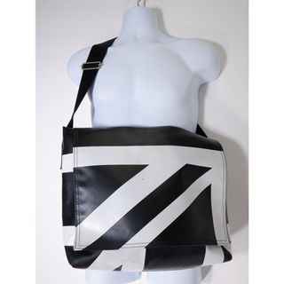 コムデギャルソン(COMME des GARCONS)のCOMME des GARCONS/コムデギャルソン メッセンジャーショルダーバッグ【-】【MBGA74196】(その他)