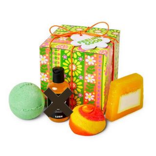 ラッシュ(LUSH)のLUSH♡フィーリンググッド 新品ギフトセット(入浴剤/バスソルト)